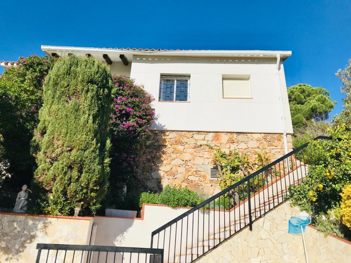 Mediterranean Villa Investingspain Sea View And Pool Льорет-де-Мар Экстерьер фото